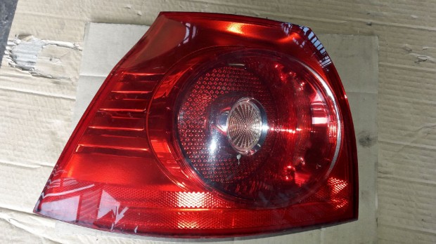 Volkswagen Golf V Bal Hátsó Lámpa