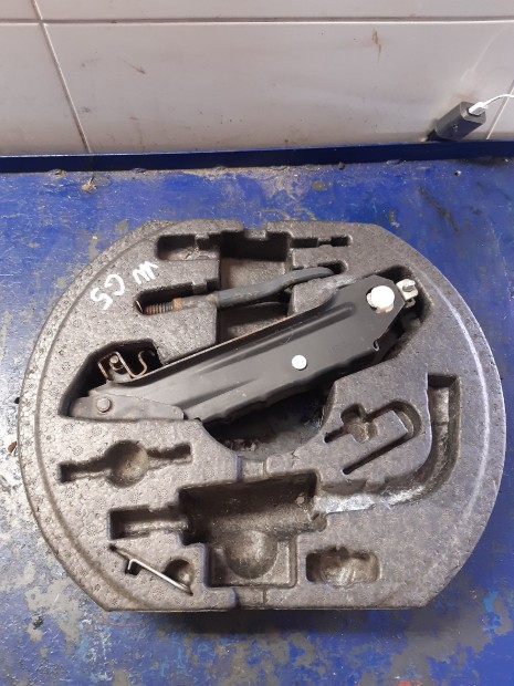 Volkswagen Golf V Emel� Szett