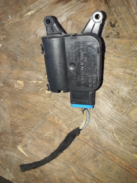 Volkswagen Golf V F�t�s �ll�t� Motor