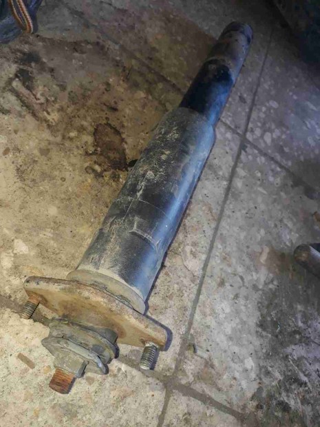 Volkswagen Golf V H�ts� Leng�scsillap�t�