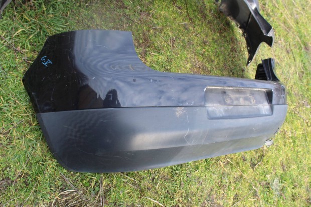 Volkswagen Golf V Hátsó lökhárító üresen (2)