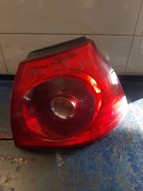 Volkswagen Golf V Jobb H�ts� L�mpa