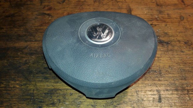 Volkswagen Golf V Korm�ny L�gzs�k