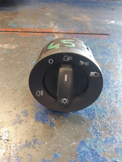 Volkswagen Golf V Vil�g�t�s Kapcsol�