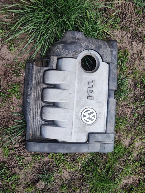 Volkswagen Golf V (V Plus ) BLS motor burkolat kis hibs 