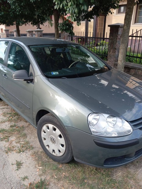 Volkswagen Golf V eladó
