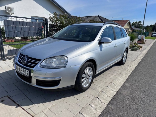 Volkswagen Golf V kombi 1.6 benzin