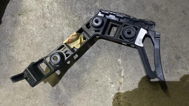 Volkswagen Golf bal h�ts� l�kh�r�t� tart� 5K6807393 elad�