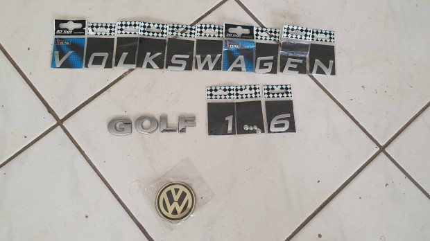 Volkswagen Golf ntapads betk jel karosszria felirat 