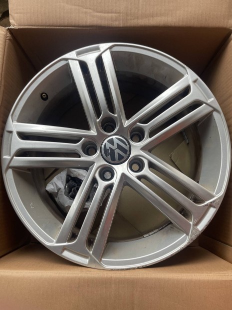 Volkswagen Gyri (OEM) knnyfm felni