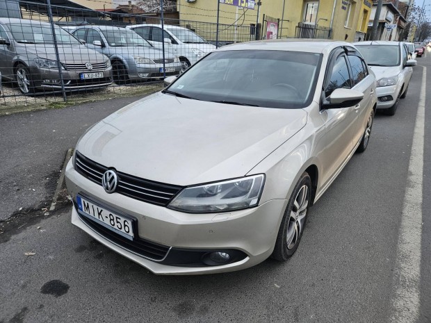 Volkswagen Jetta 1.4 TSI BMT Highline
