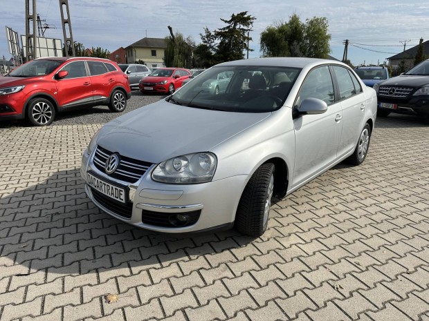 Volkswagen Jetta 1.4 Tsi Trendline Klma-89000...