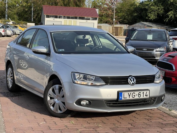 Volkswagen Jetta 1.6 CR TDI Trendline Magyarors...