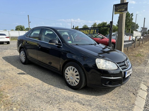 Volkswagen Jetta 1.6 Comfortline Szívó Benzin!...