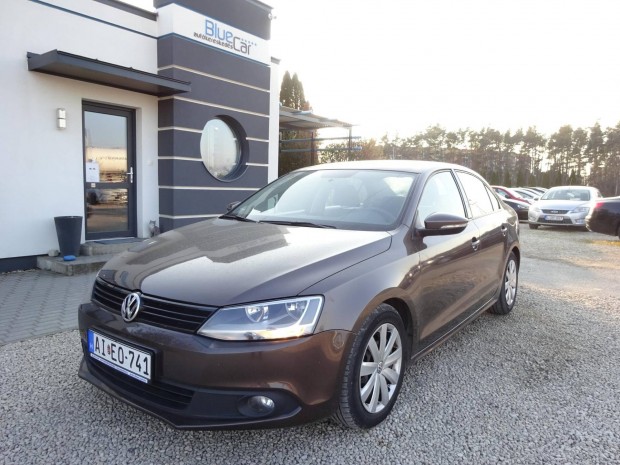 Volkswagen Jetta 1.6 TDI Comfortline Gazdasgos...