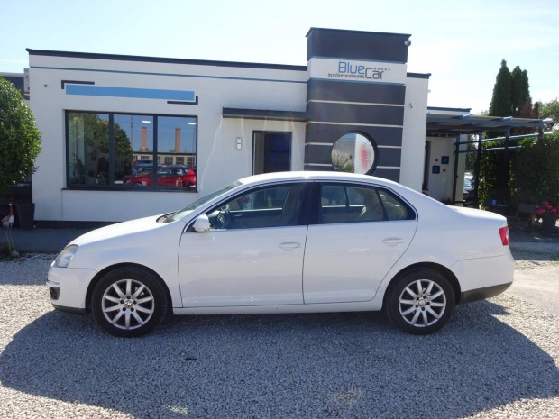 Volkswagen Jetta 1.6 Trendline Family KM:161eze...