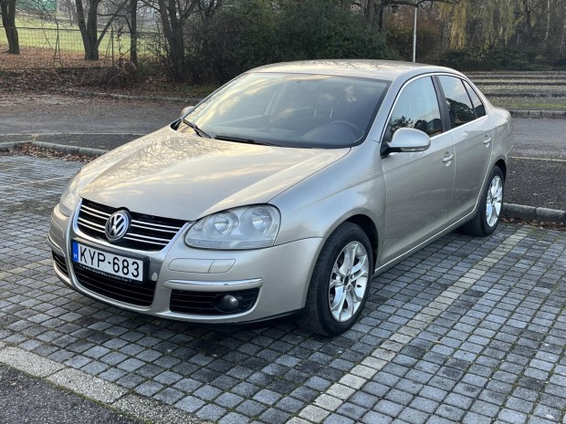 Volkswagen Jetta 1.6 Trendline Szp llapotabn....
