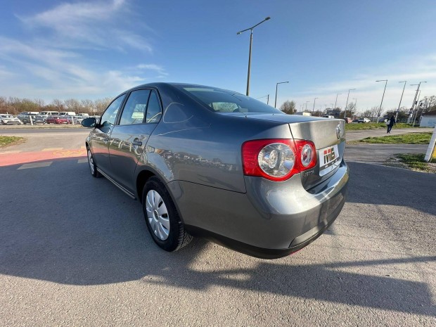 Volkswagen Jetta 1.9 PD TDI Comfortline Karbant...