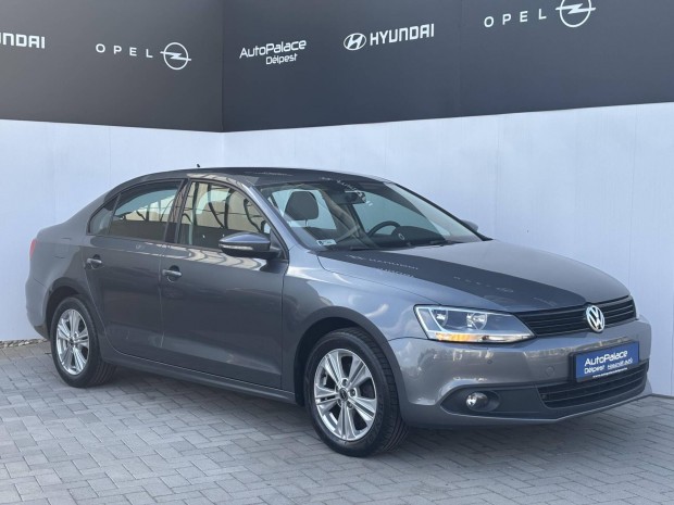 Volkswagen Jetta VI 1.4 TSI BMT Trendline magya...