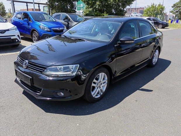 Volkswagen Jetta VI 2.0 CR TDI Highline Garantá...