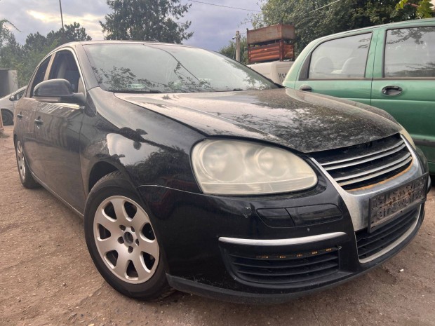 Volkswagen Jetta (2006) 1.9TDI BLS Alkatrszek #M1640