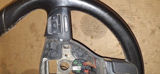 Volkswagen Múltikormány