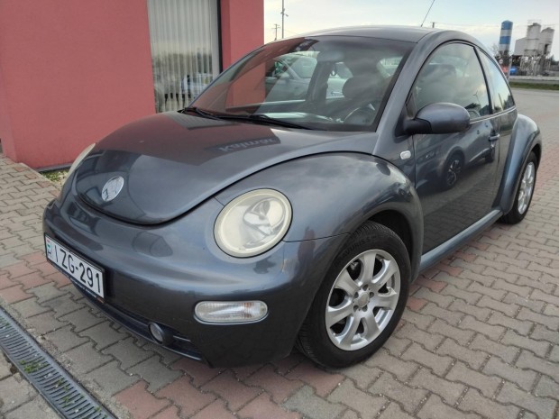 Volkswagen New Beetle 1.6 Magyarorsz�gi Garant�...