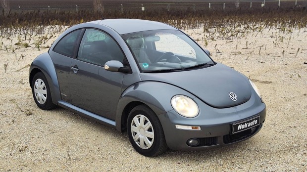 Volkswagen New Beetle 2.0 Magasan extr�zott!