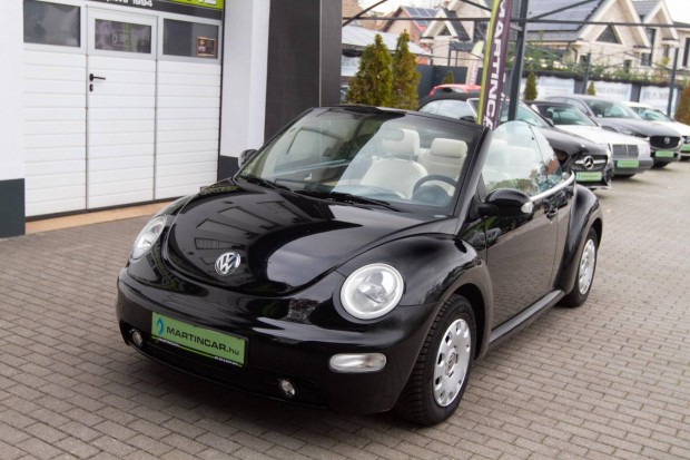 Volkswagen New Beetle Cabrio 1.6 Deep Black Edi...