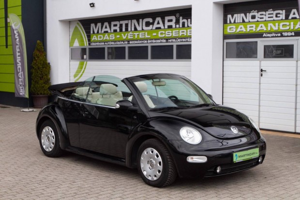 Volkswagen New Beetle Cabrio 1.6 Deep Black Edi...