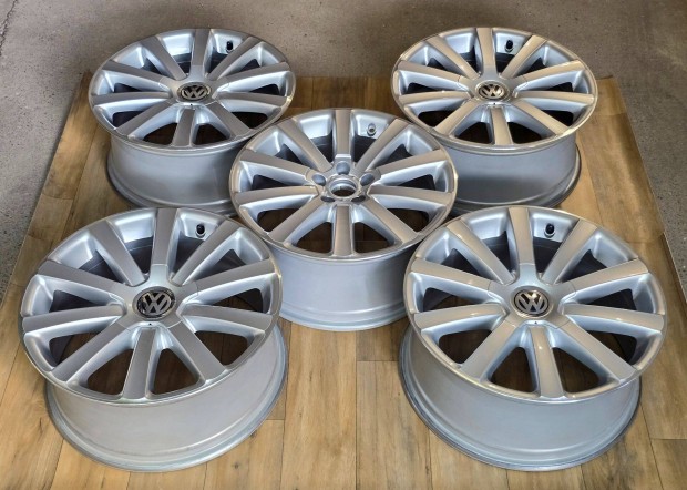 Volkswagen Omanyt 18" alufelni garnitúra (5 db) ritka, szép állapot!