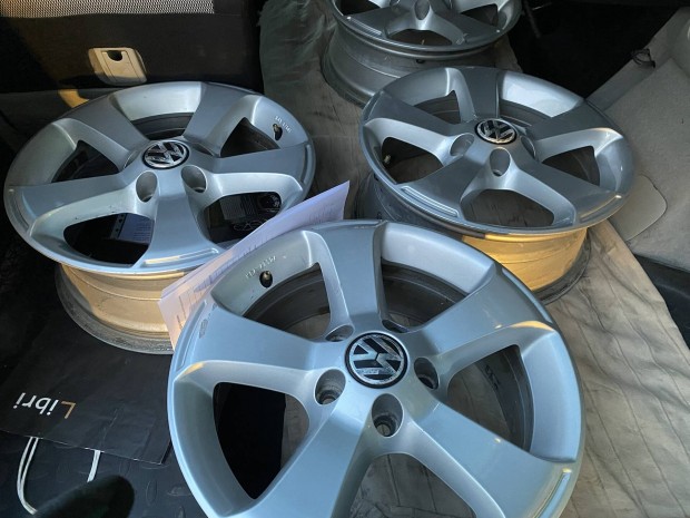 Volkswagen Passat 16"-os gyári alufelni szett 5x112 3C1