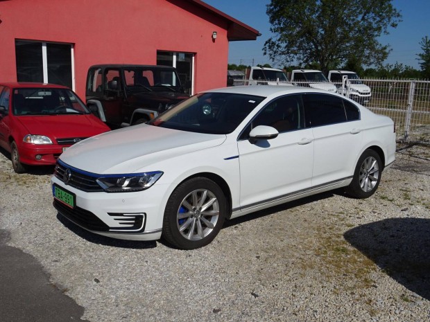 Volkswagen Passat 1.4 TSI GTE Plug-In-Hybrid DS...