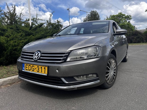 Volkswagen Passat 1.6 CR TDI Trendline BMT