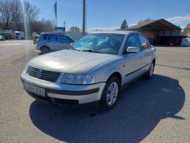 Volkswagen Passat 1.6 Comfortline