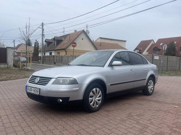 Volkswagen Passat 1.6 Comfortline