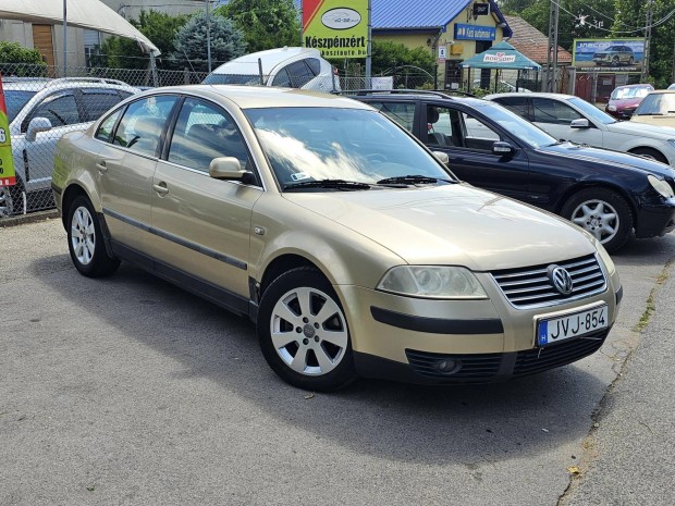 Volkswagen Passat 1.6 Comfortline Friss vizsgval!