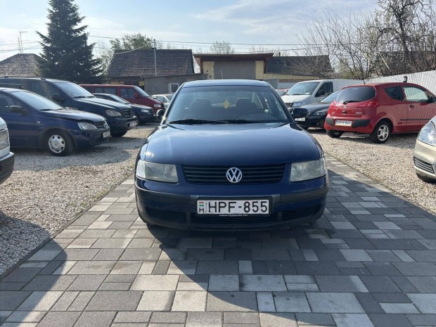 Volkswagen Passat 1.6 Trendline Leder
