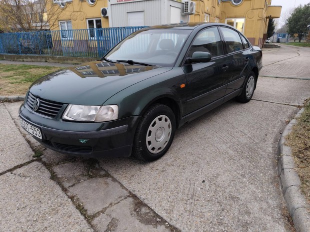 Volkswagen Passat 1.6 Trendline Magyarorszgi....