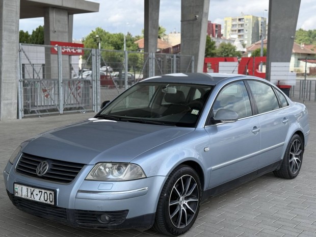 Volkswagen Passat 1.9 PD TDI Highline Manuál 6....