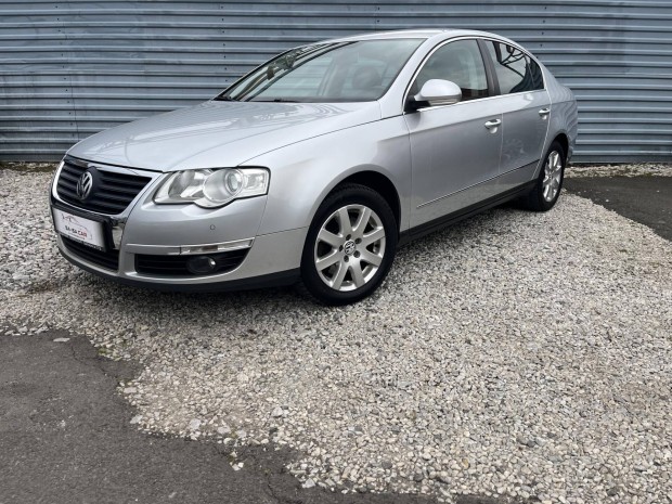 Volkswagen Passat 2.0 CR TDI Comfortline Vezete...