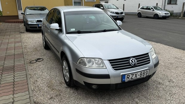 Volkswagen Passat 2.0 Highline 2.Tulaj+Friss ve...