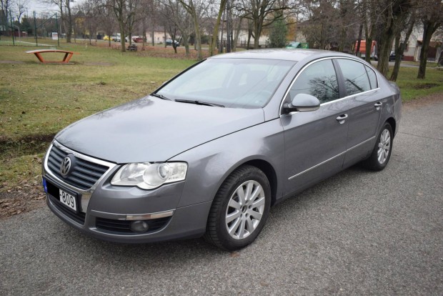 Volkswagen Passat 2.0 PD TDI Comfortline M.O.-i !