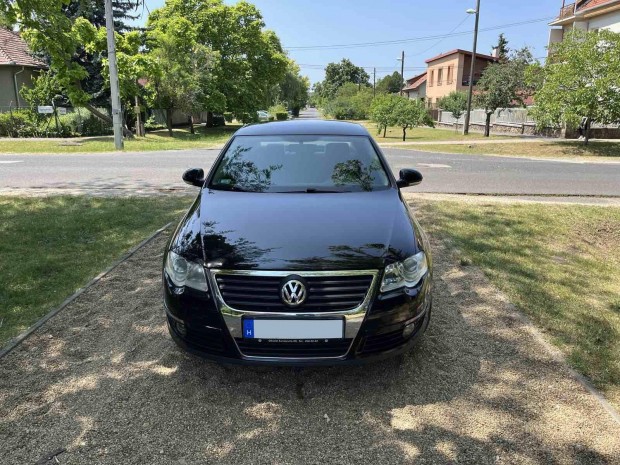 Volkswagen Passat 2.0 PD TDI Sportline Újkora Ó...