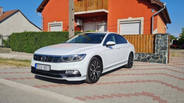 Volkswagen Passat 2.0 TDI BMT SCR Highline R-LI...