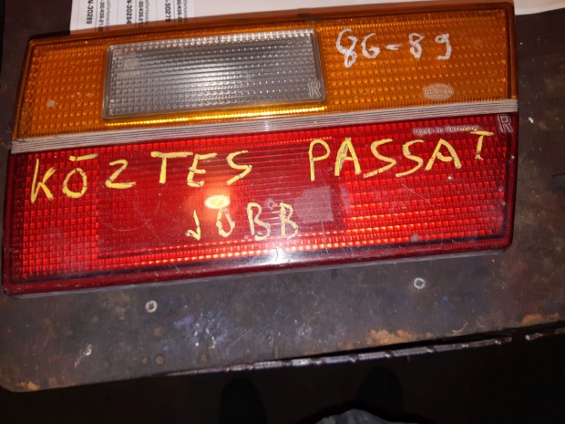Volkswagen Passat B2 86-89 Jobb H�ts� L�mpa