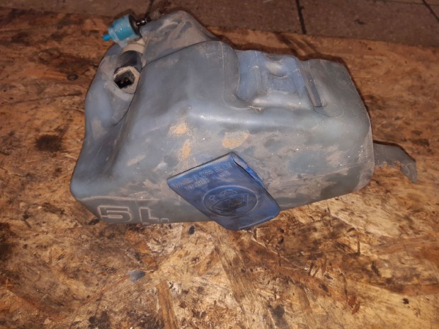 Volkswagen Passat B3 Ablakmos� Tart�ly