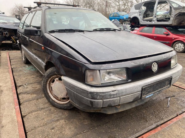 Volkswagen Passat B3 (1992) 1.9TD Aaz Alkatrszek #M1944