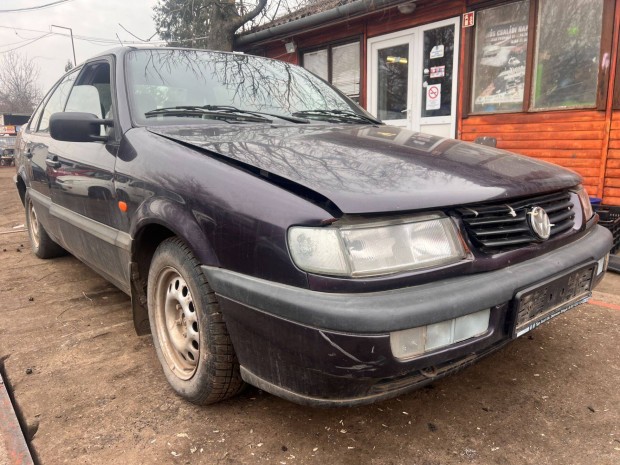Volkswagen Passat B4 (1994) 1.9TD Aaz Alkatrészek #M2284