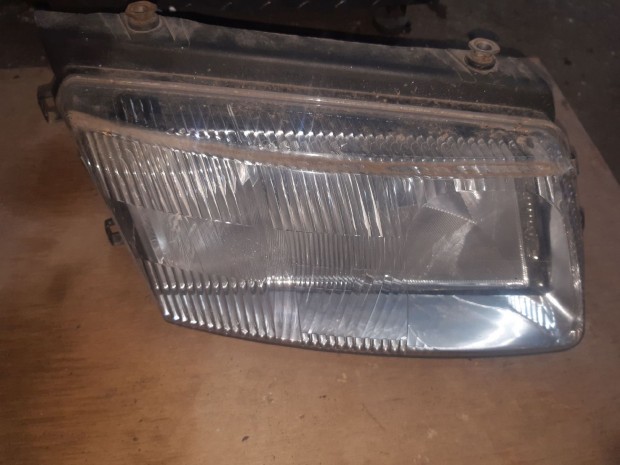 Volkswagen Passat B5 01-05 Jobb Els� L�mpa / F�nysz�r�
